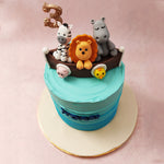 Animal theme cakes have also gained immense popularity over the years as birthday cake for kids designs and this one in particular with its fun-loving elements and vibrant colour palette is a good combination of storytelling and children's imagination. 