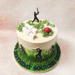 The surface of this Cricket Lovers Cake is a pristine pitch of lush green grass, meticulously crafted to mirror the perfectly manicured lawns of famous cricket grounds. 