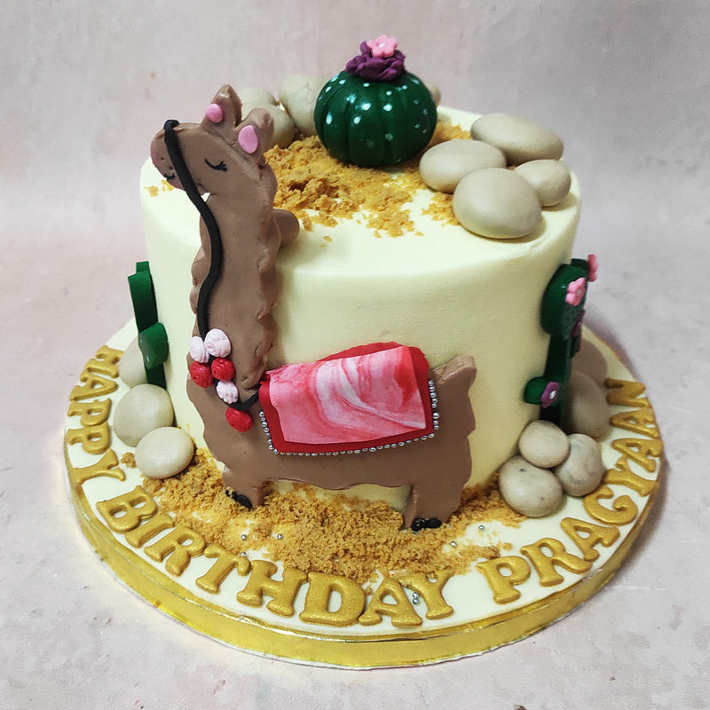 The entire circumference of this Arabian Theme Cake is adorned with delightful cacti, adding a burst of colour to the sandy terrain. 