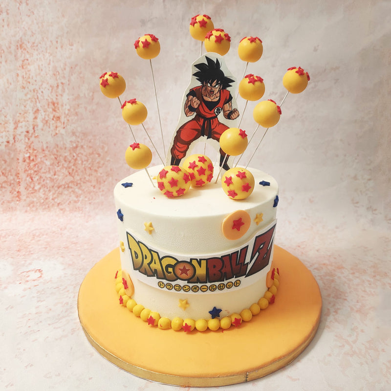 The bold design of this Dragon Ball Z Cake immediately captures the essence of this iconic anime, with a striking portrayal of Goku in his powerful stance, ready for battle. 