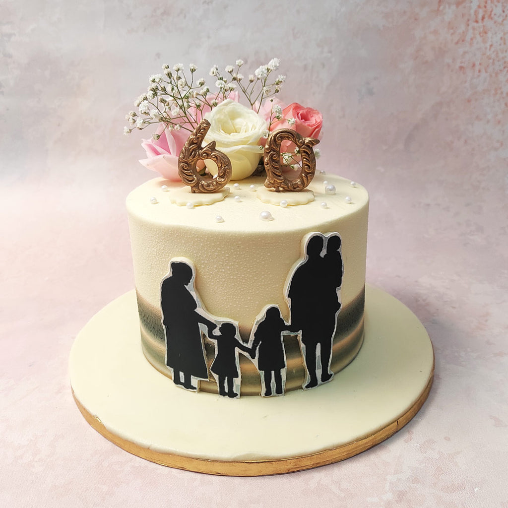 The base of this Family Picture Cake boasts a graceful transition, with a black ombre pattern that adds depth and elegance to the design. 