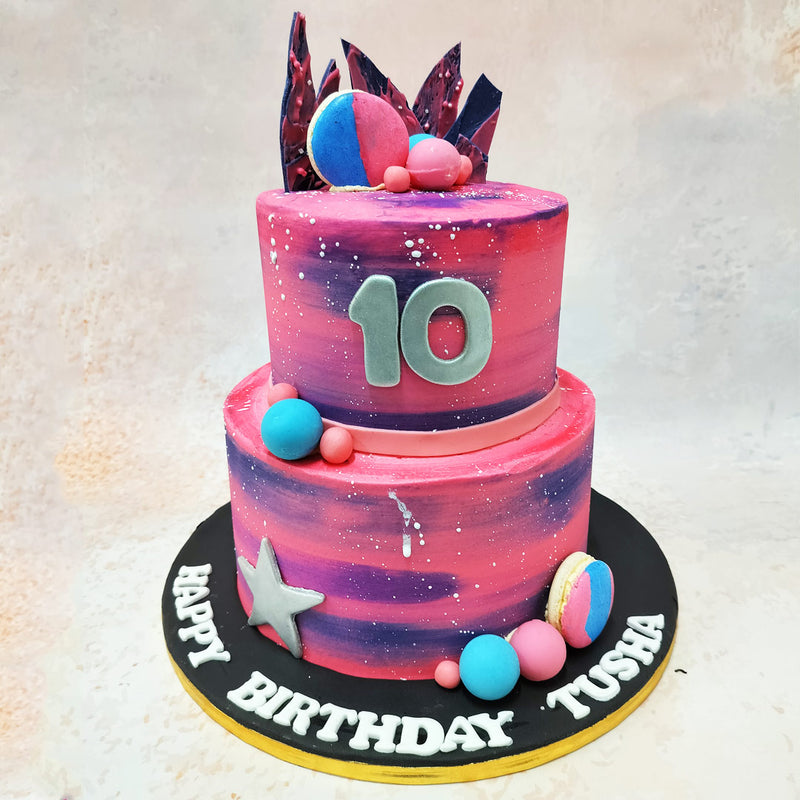 Pink and Purple Galaxy Cake | Galaxy Cake With Macarons | Galaxy Ombre ...