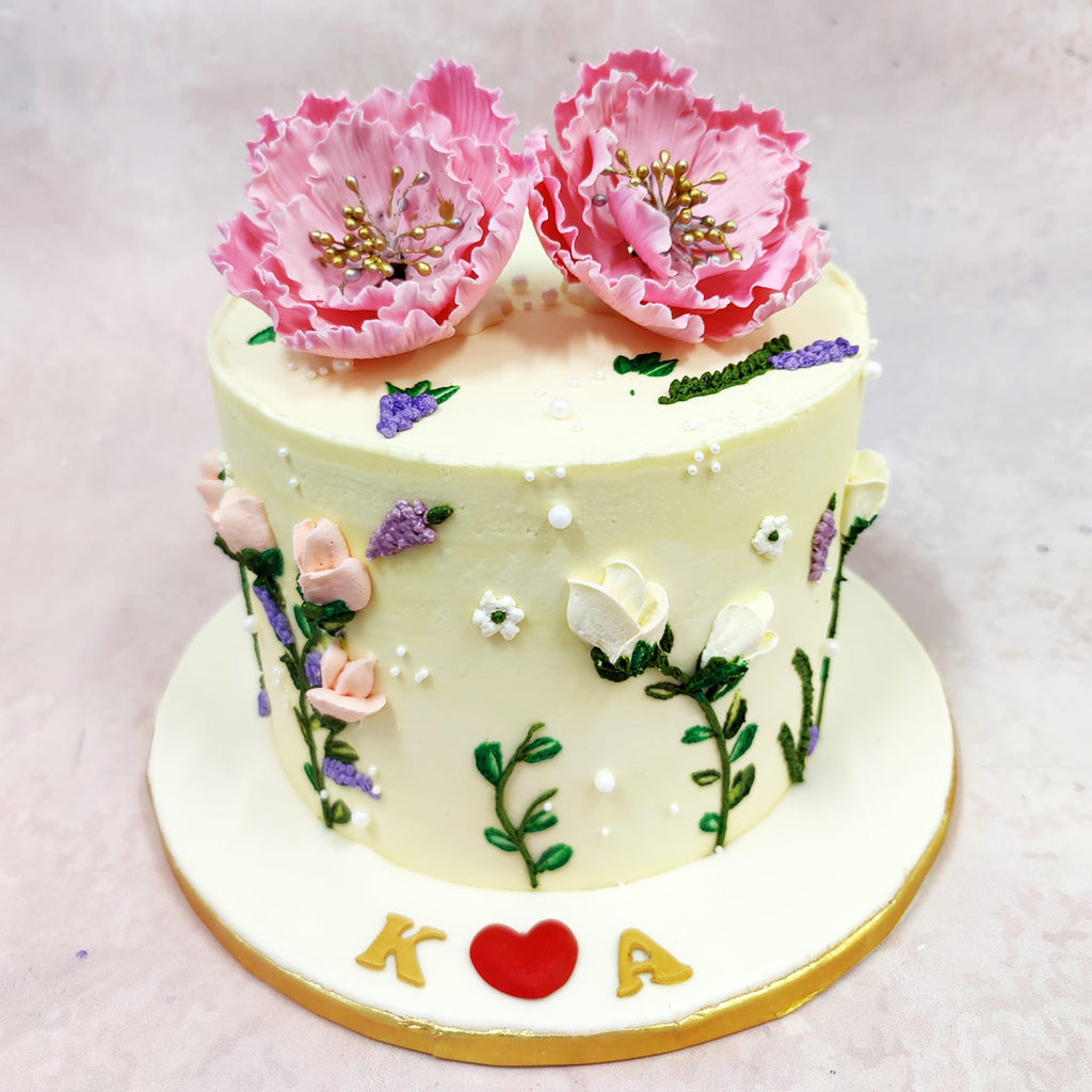 This Hand Painted Flower Cake is an ode to quiet romance and timeless grace, perfect for a celebration where elegance does all the talking. 