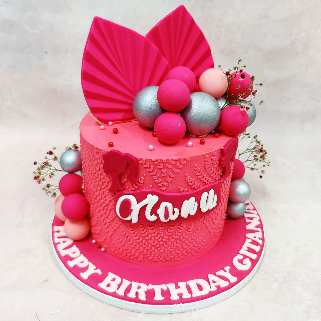 This Pink Boho Cake is bold, feminine, and full of flair—crafted for the woman who’s all about confidence, colour, and celebration. 