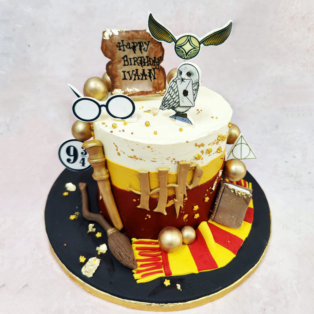 Calling all witches, wizards, and birthday muggles — this Potterhead Cake is your golden ticket to a magical celebration.