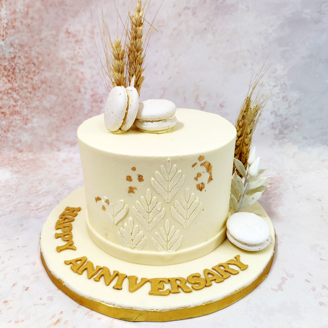 Rustic Anniversary Cake | White Embossed Cake | Liliyum Patisserie ...