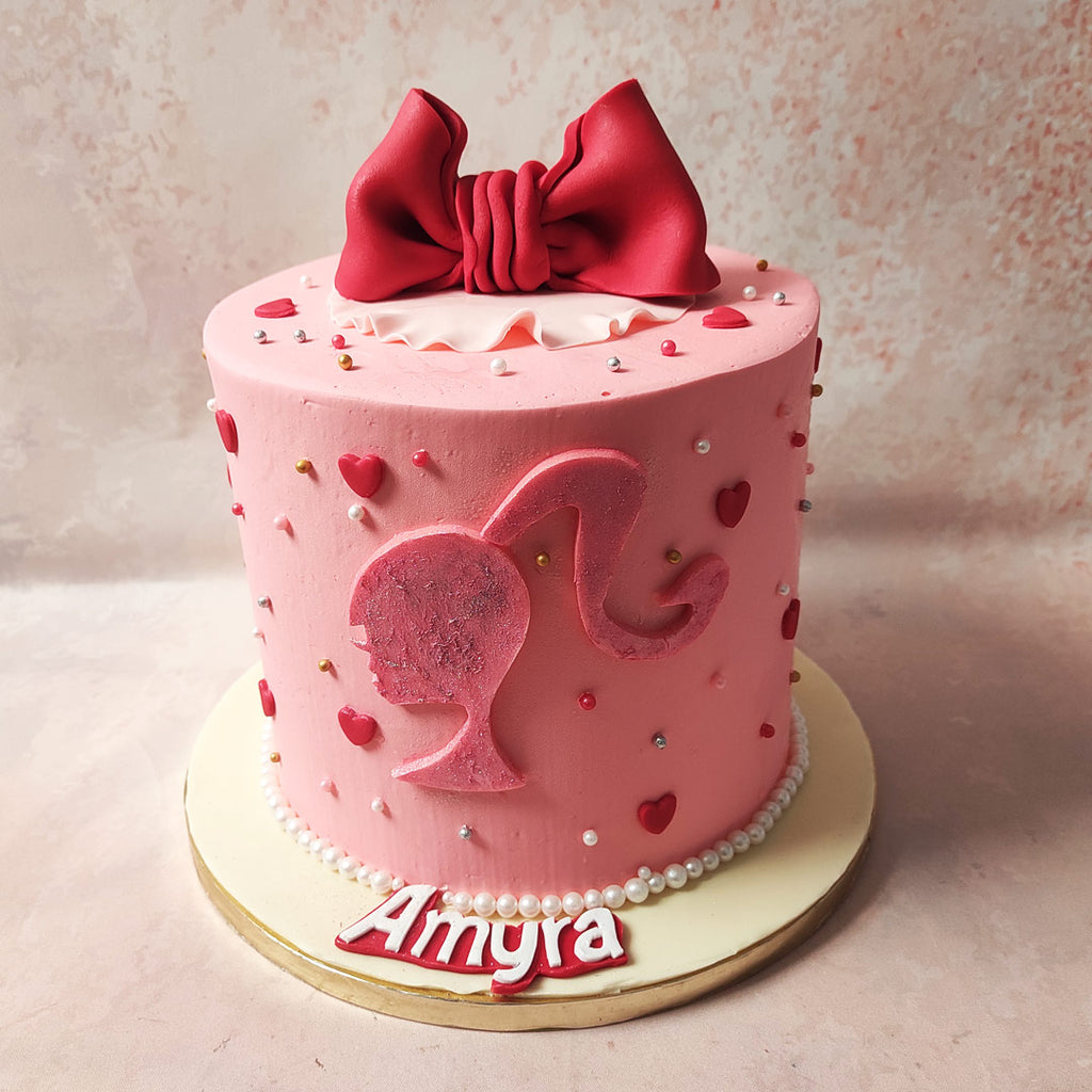 Dive into a world of glitz, glamour, and unapologetic femininity with our simple Barbie cake. Just like Barbie herself, this simple Barbie cake is a testament to style and elegance, beautifully crafted to mirror the iconic doll's timeless charm.