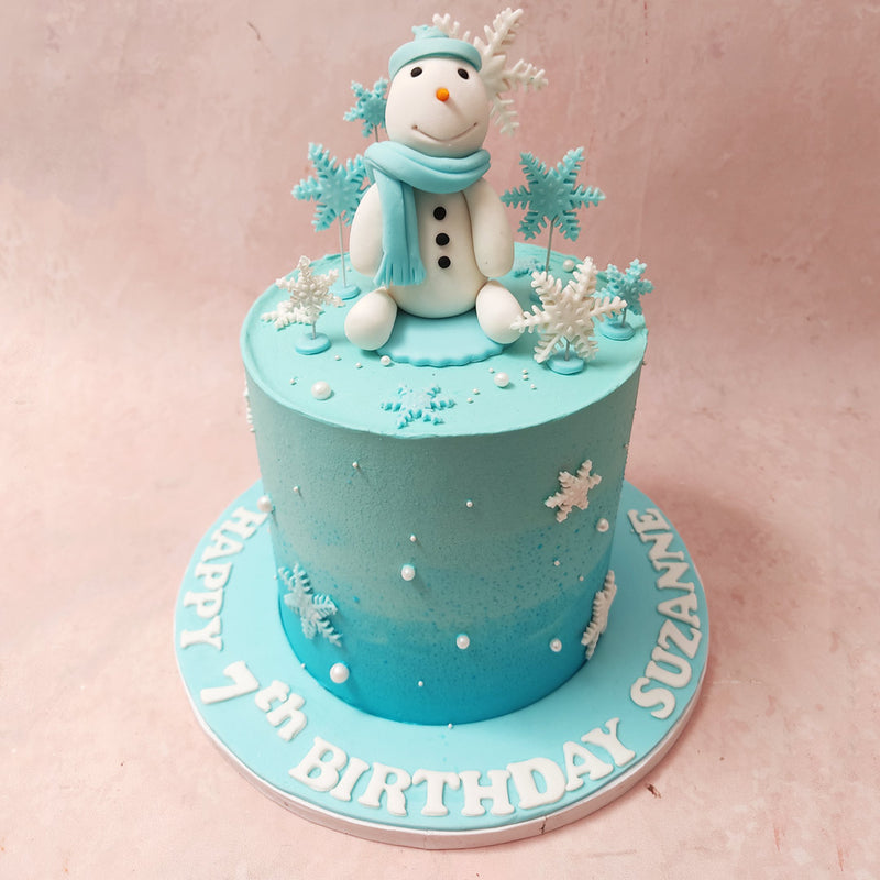 Snowman Cake | Winter Theme Cake | Snowflake Cake – Liliyum Patisserie ...