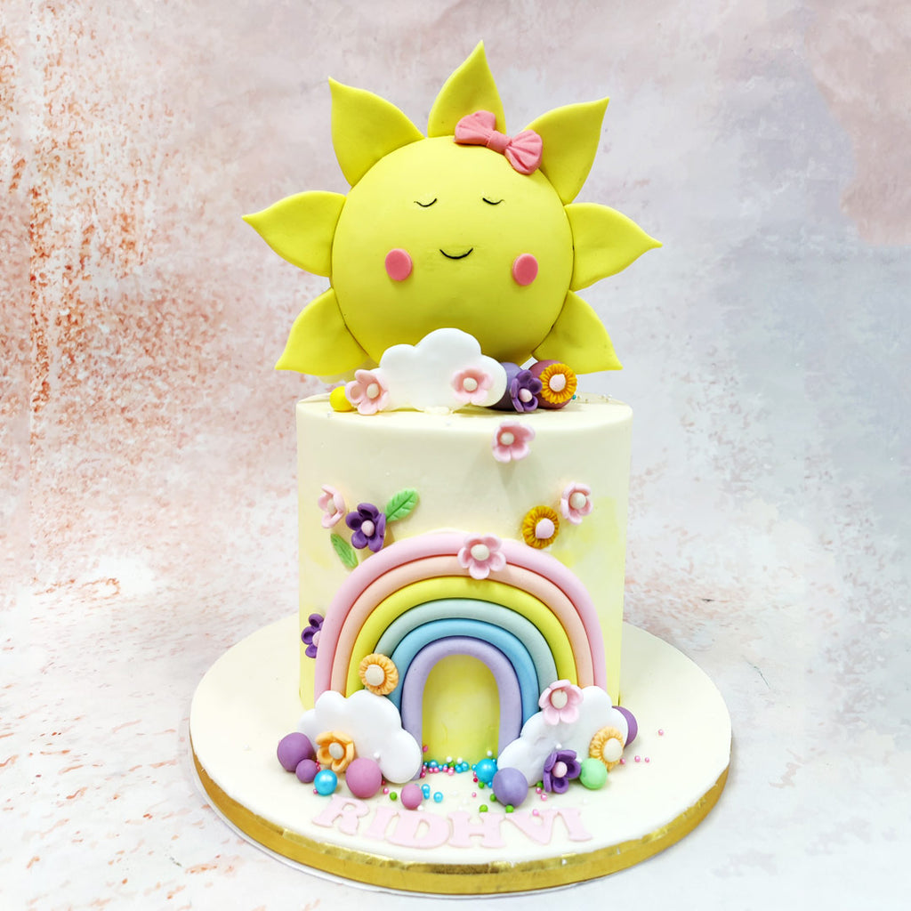 This enchanting Sun Flower Cake brings together the magic of celestial elements in a delightful spring-inspired design. 