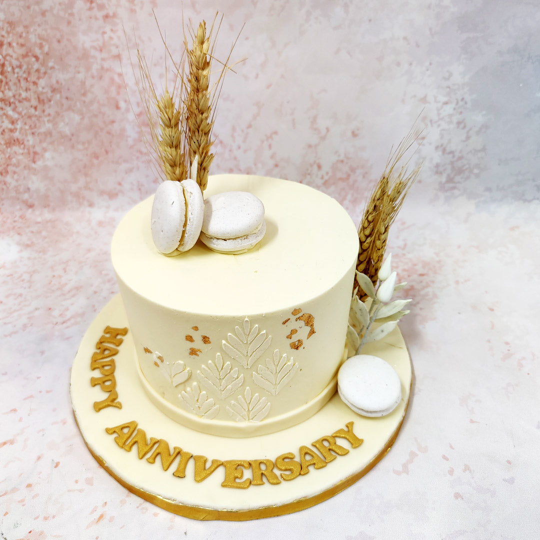 Rustic Anniversary Cake | White Embossed Cake | Liliyum Patisserie ...
