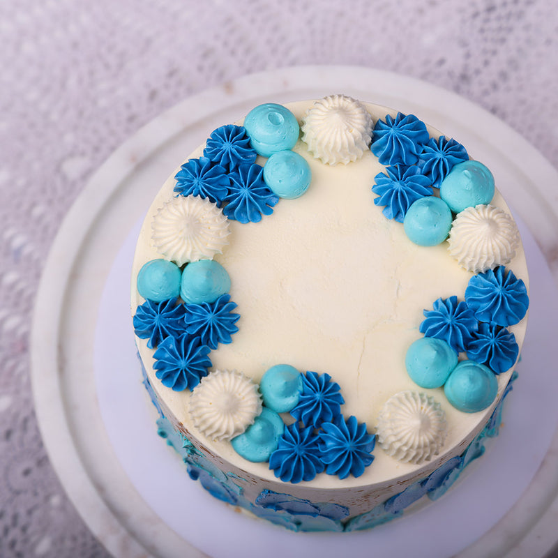 royal Blue and gold cake