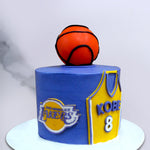 This basketball cake design is to honour the memory of the legend while still celebrating the sport and the sportsmen on your special day, with a basketball theme cake