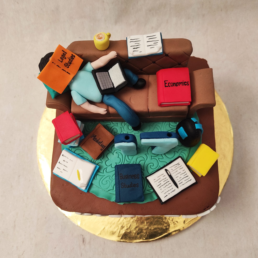 Study Cake Bookworm Cake | Book Lover Cake | Study Cake – Liliyum Patisserie & Cafe