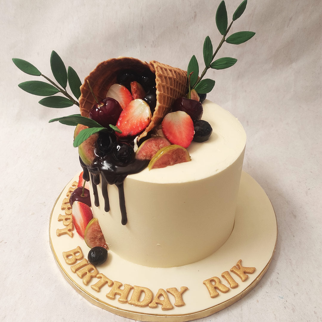 Fruits Cake | Fruit Theme Cake | Fruit Art Cake – Liliyum ...