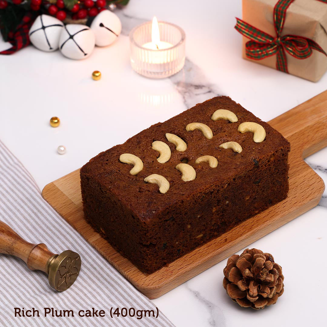 Dreamy Christmas Gift Hamper That Encloses Plum Cake ,Raspberry Jam, Candys  And Lovely Greetings. at Rs 2900/piece, Gift Hamper in Kochi