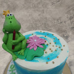 Frogs symbolise change and cleansings, which make them ideal for the design of a kids birthday cake for boys / girls as they get a year older.