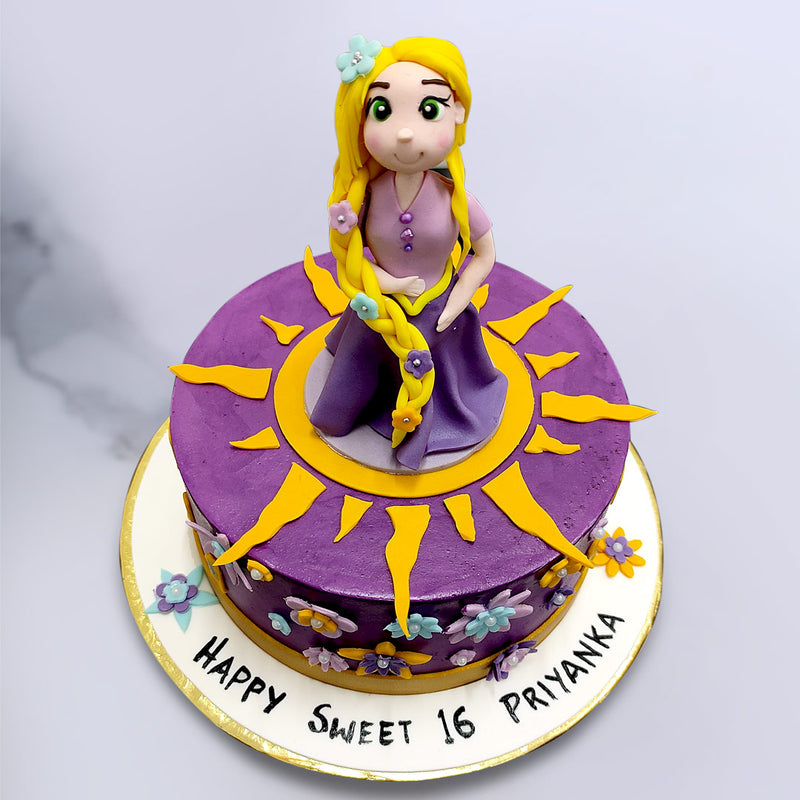 Rapunzel princess cake - Top view