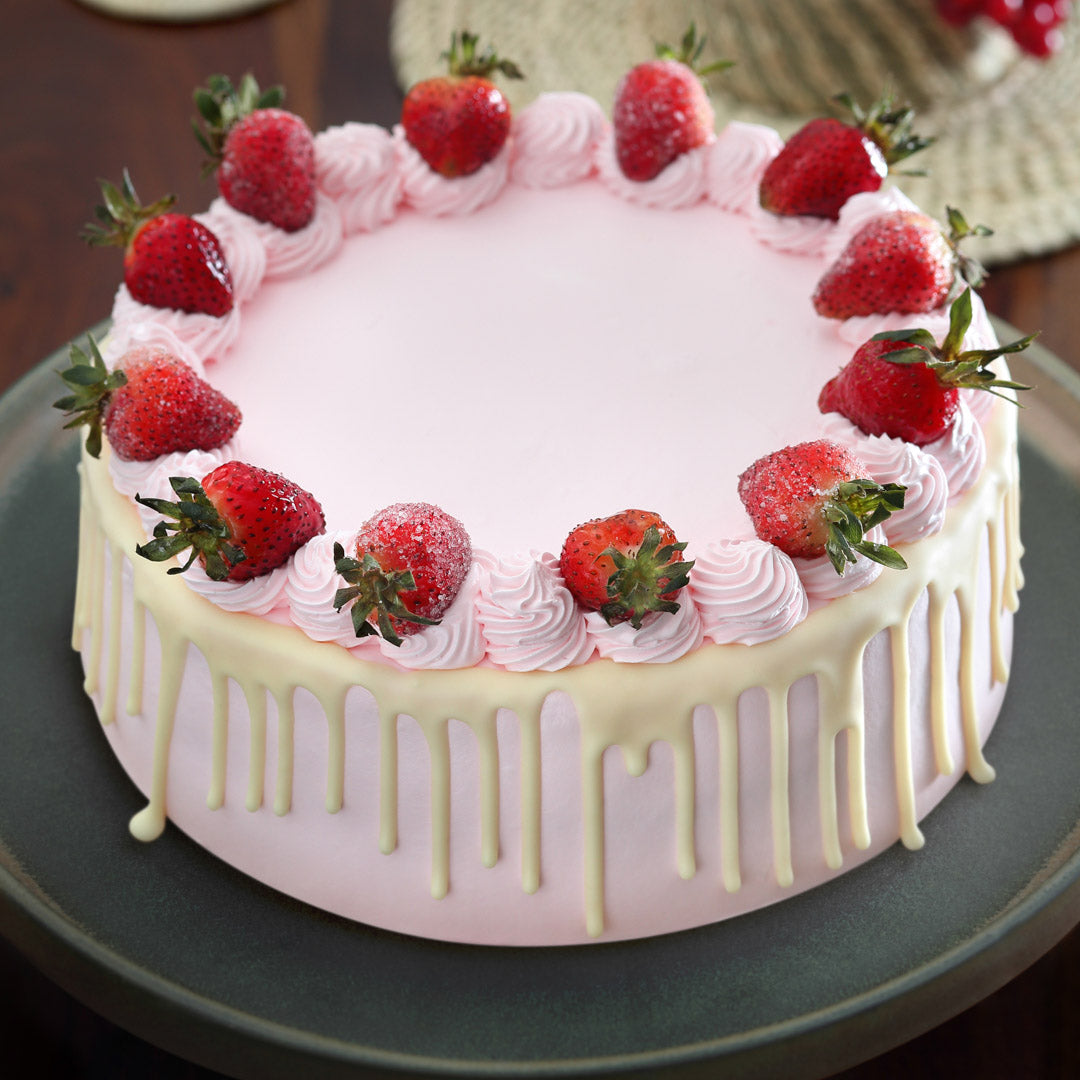 Strawberry Layer Cake Recipe - Shugary Sweets