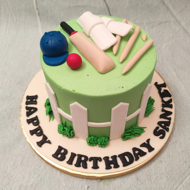 When you think “birthday cake for dad” do you think “cricket theme cake”? Us too. A cricket fan birthday cake for him like this would be a wonderful surprise for your old man as he turns older. 