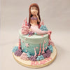 This cute mermaid cake has universal appeal, just like this mythical being herself, insofar as would suit any occasion and add to its aesthetic perfectly.