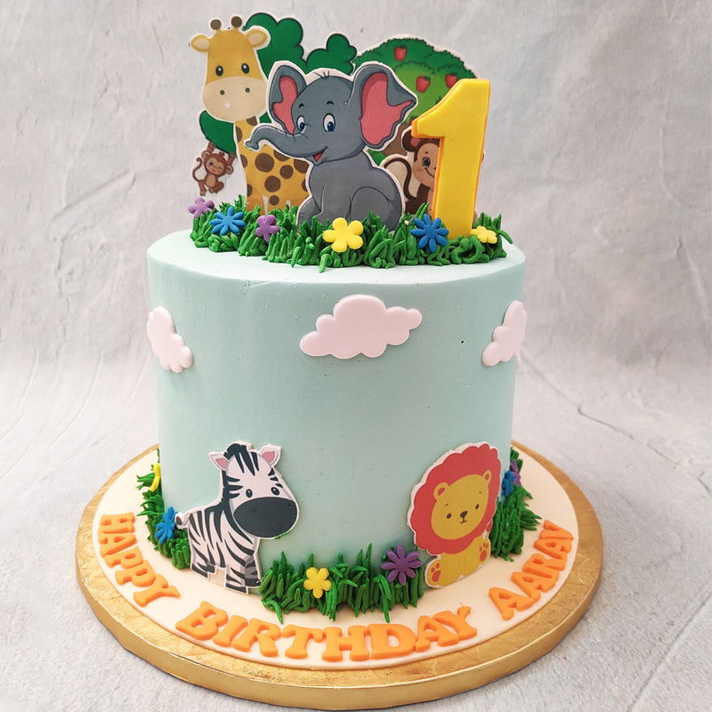 Jump into the fairytale world created on this jungle safari theme cake to sprinkle a little extra magic into your little one’s celebrations. This jungle safari birthday cake for kids is a unique way for them to reconnect to nature and their own imagination.
