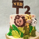 Find in the art on this Safari birthday cake for kids a way in which they can connect to nature and enjoy the more natural and simplistic things in life.  On top of this Safari animal cake is a signboard similar to ones you might spot at a zoo with the name of the birthday boy/girl displayed alongside their age. 