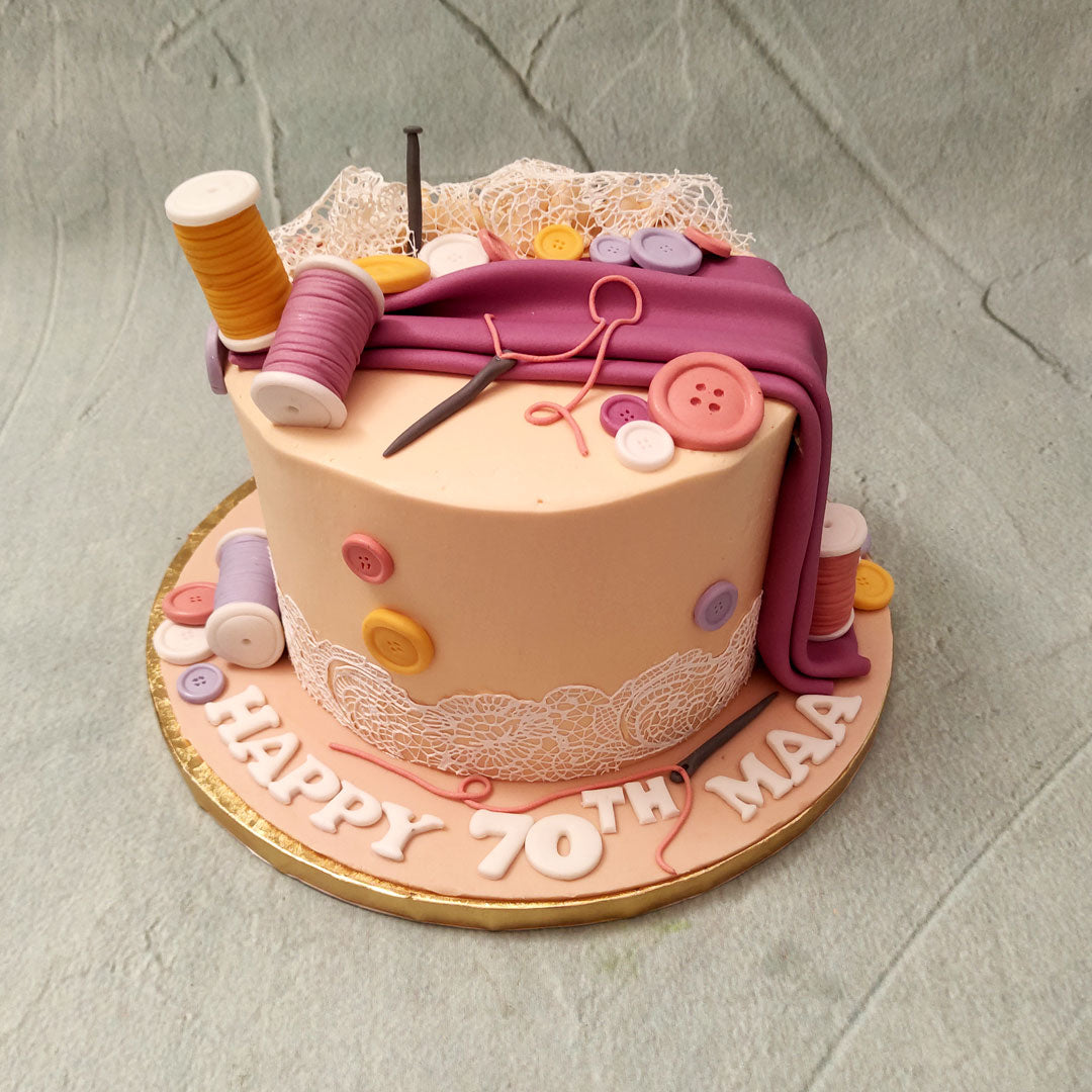 Simple Design Birthday Cake For Maa | bakehoney.com